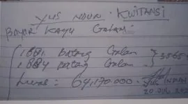 Foto : Kuitansi Jual Beli Kayu Galam Efendi Hello dan Yus Ndun