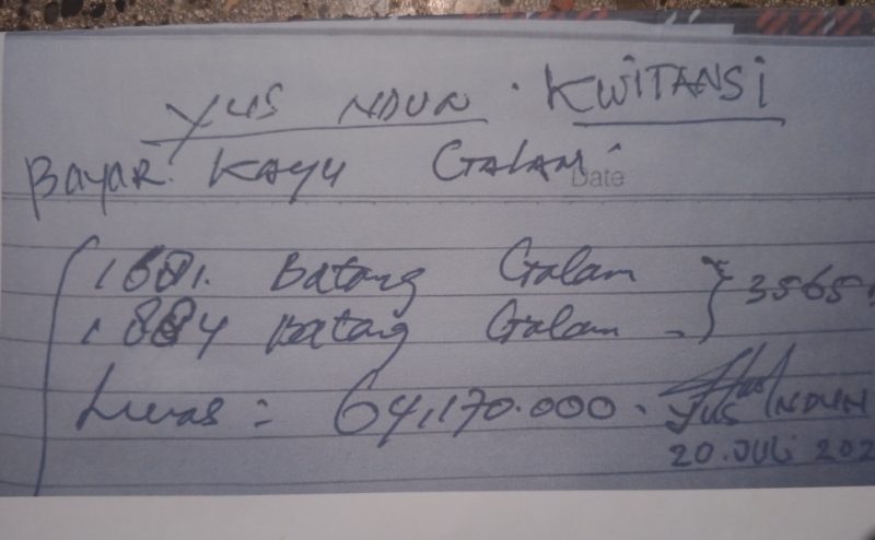 Foto : Kuitansi Jual Beli Kayu Galam Efendi Hello dan Yus Ndun