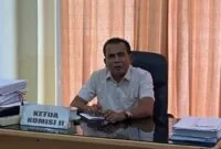Foto : Ketua Komisi II DPRD Rote Ndao Meksi Mooy